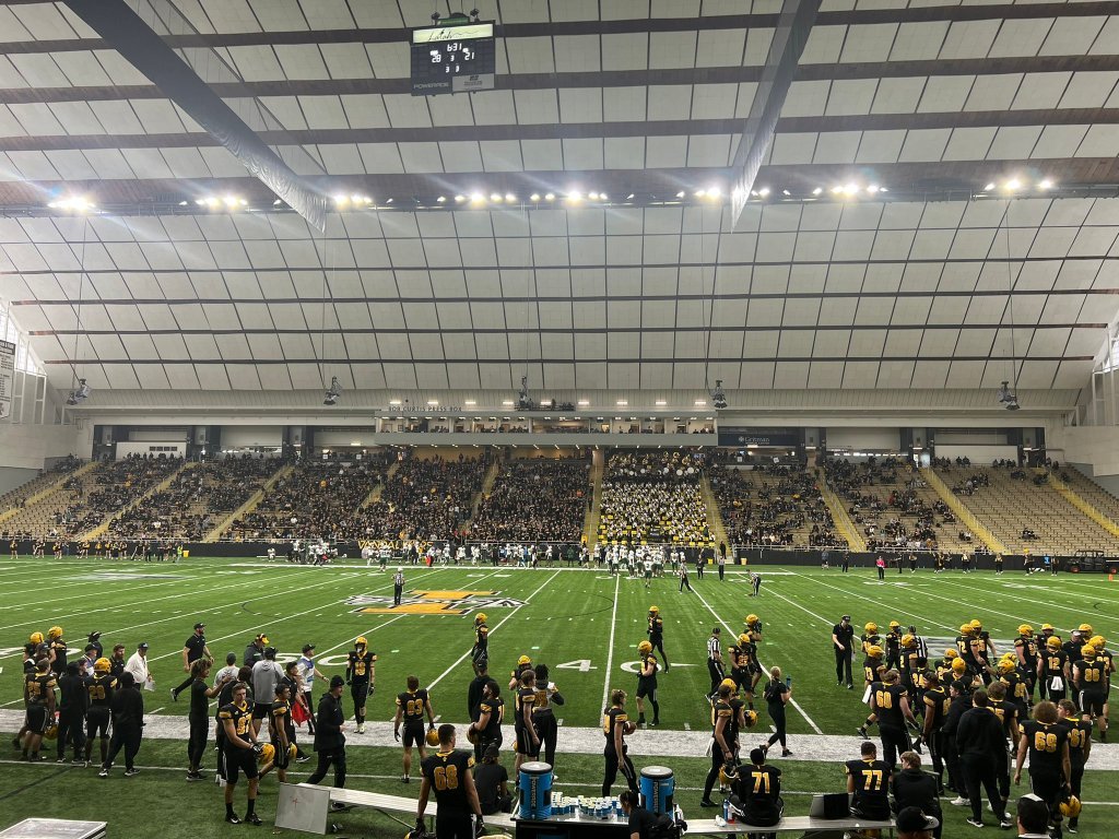 Missed FG Dooms Idaho in Playoff?Opener